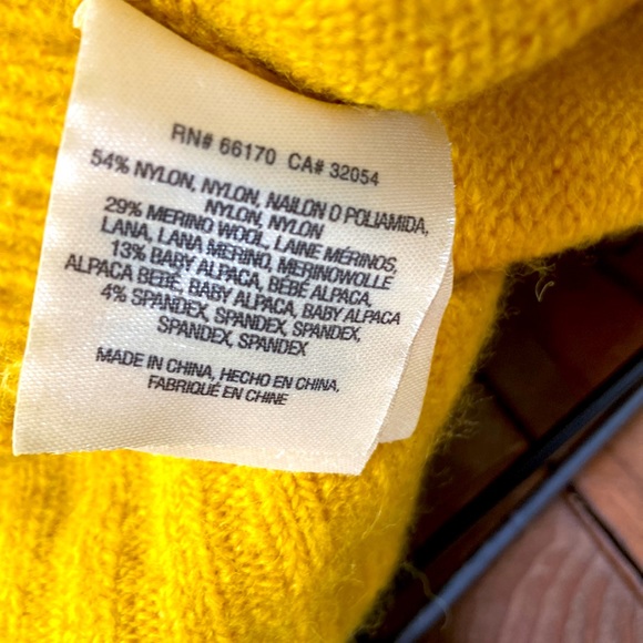 NWT cit:twa by Anthropologie Crossover Gold / Mustard Top - Picture 7 of 8